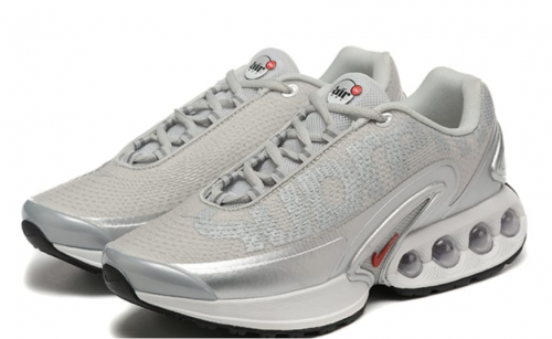 Nike Air Max TL 2.5 Supreme Chunky Sneakers Metallic Silver