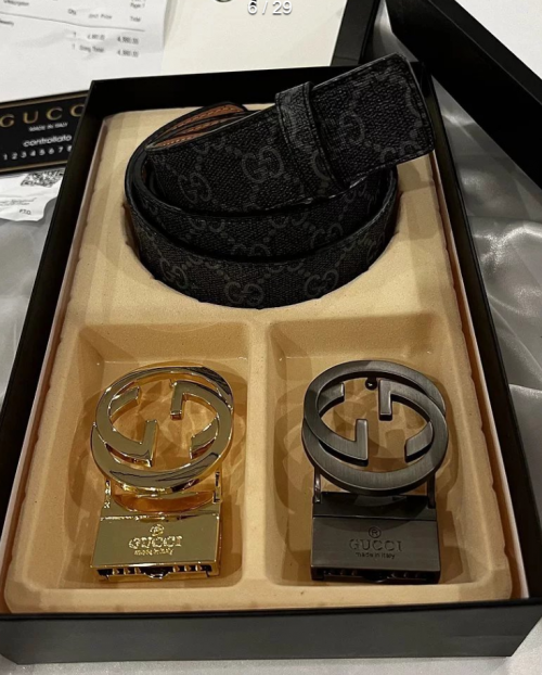 Gucci GG Supreme Reversible Belt Set Luxury Belt Black and Gold