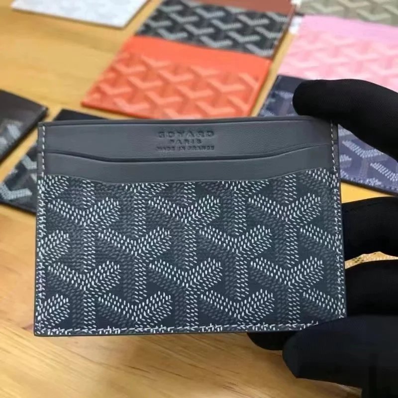 深灰色 深灰色