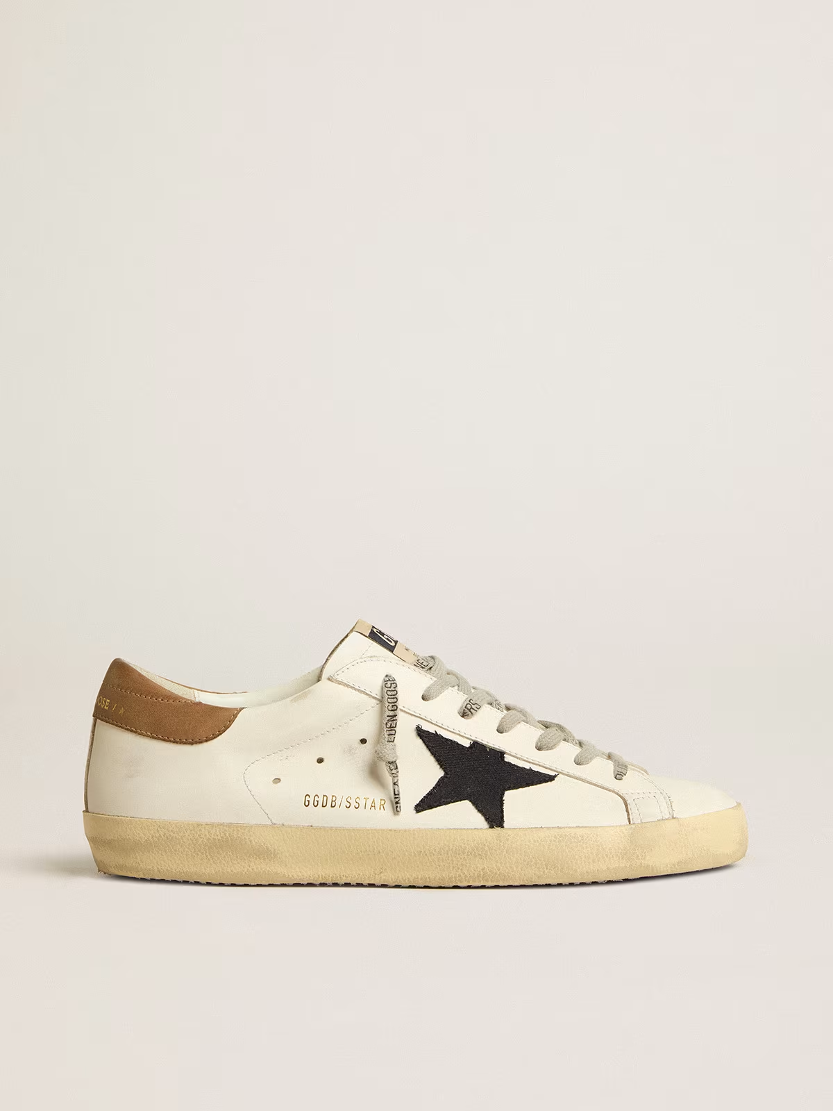 32 32