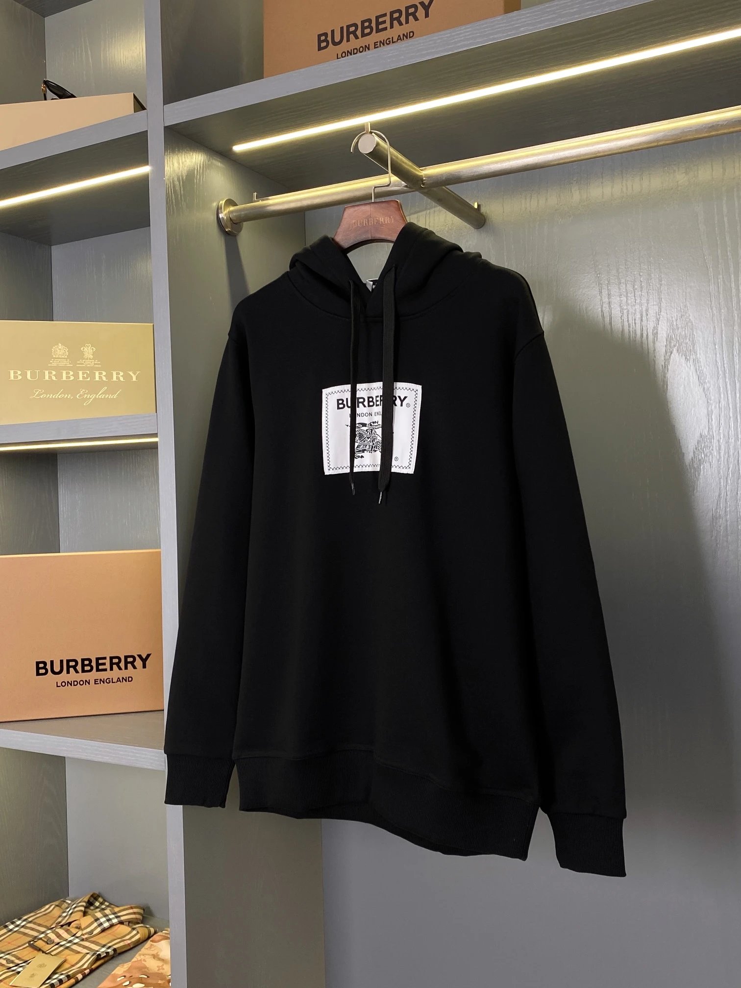 04 04