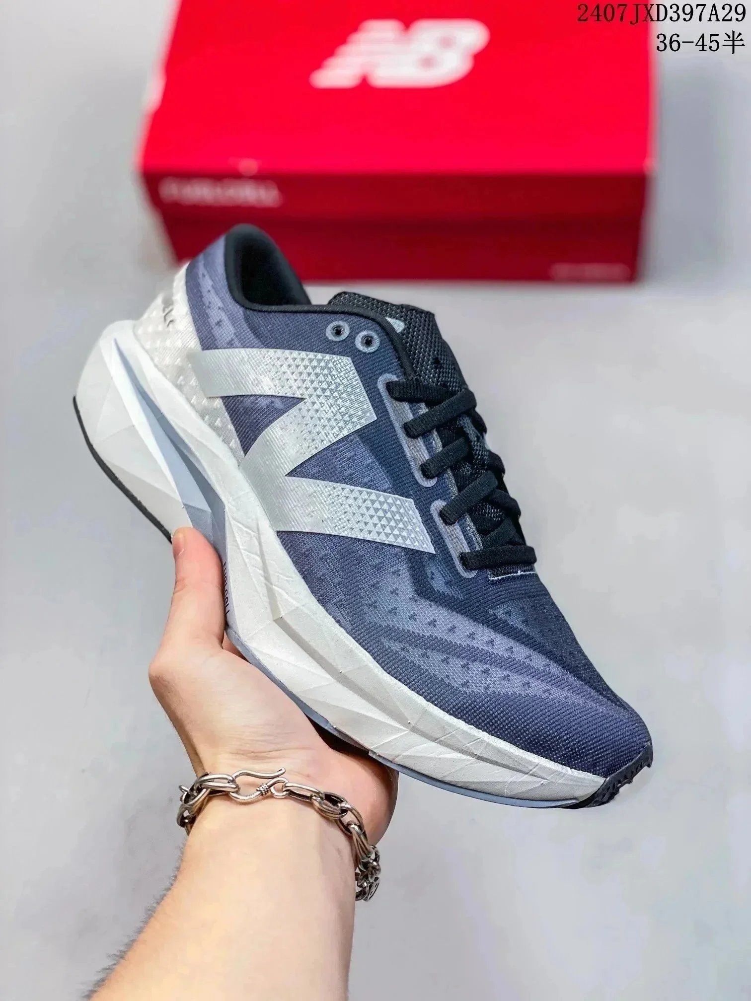 26蓝色 26蓝色