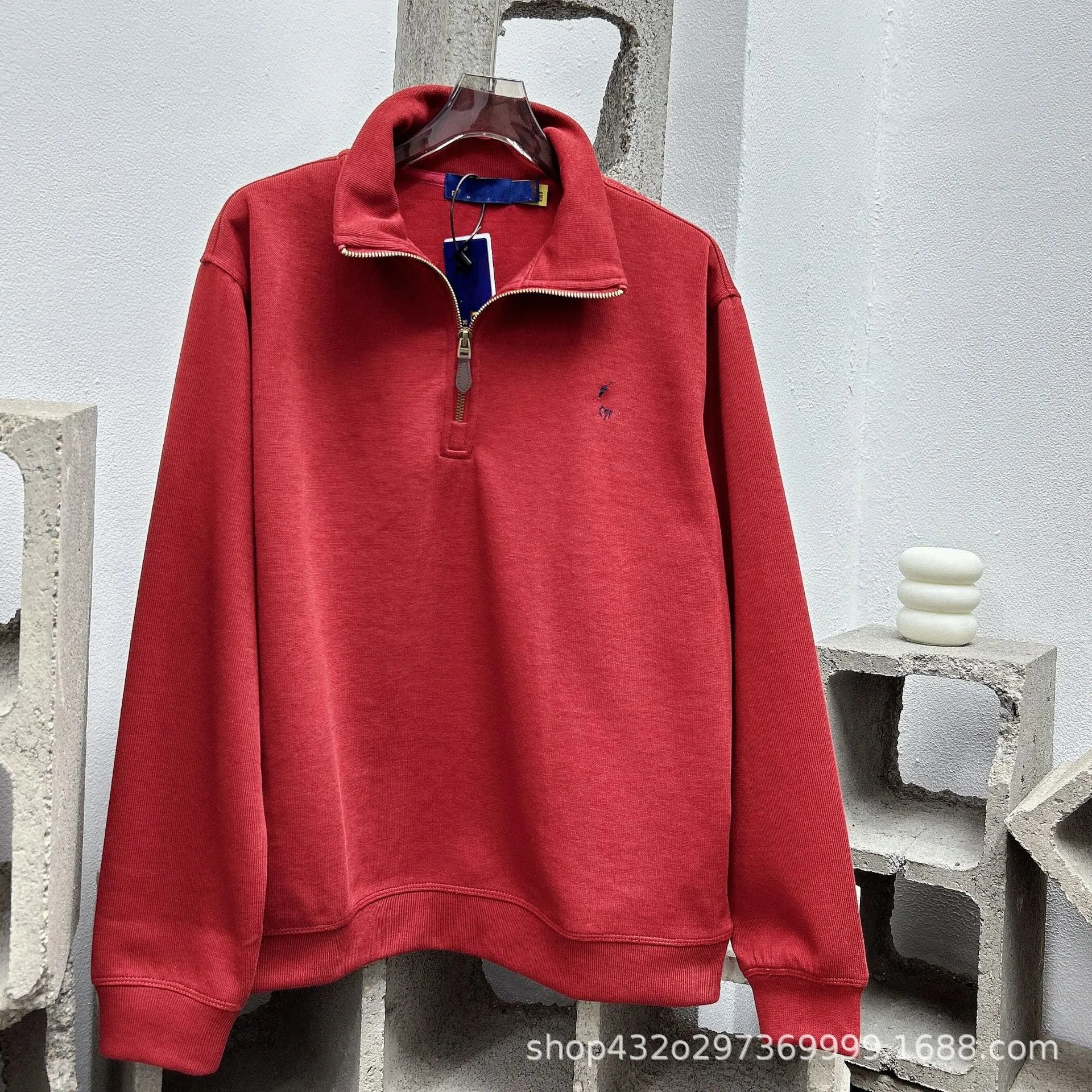 砖红色 砖红色