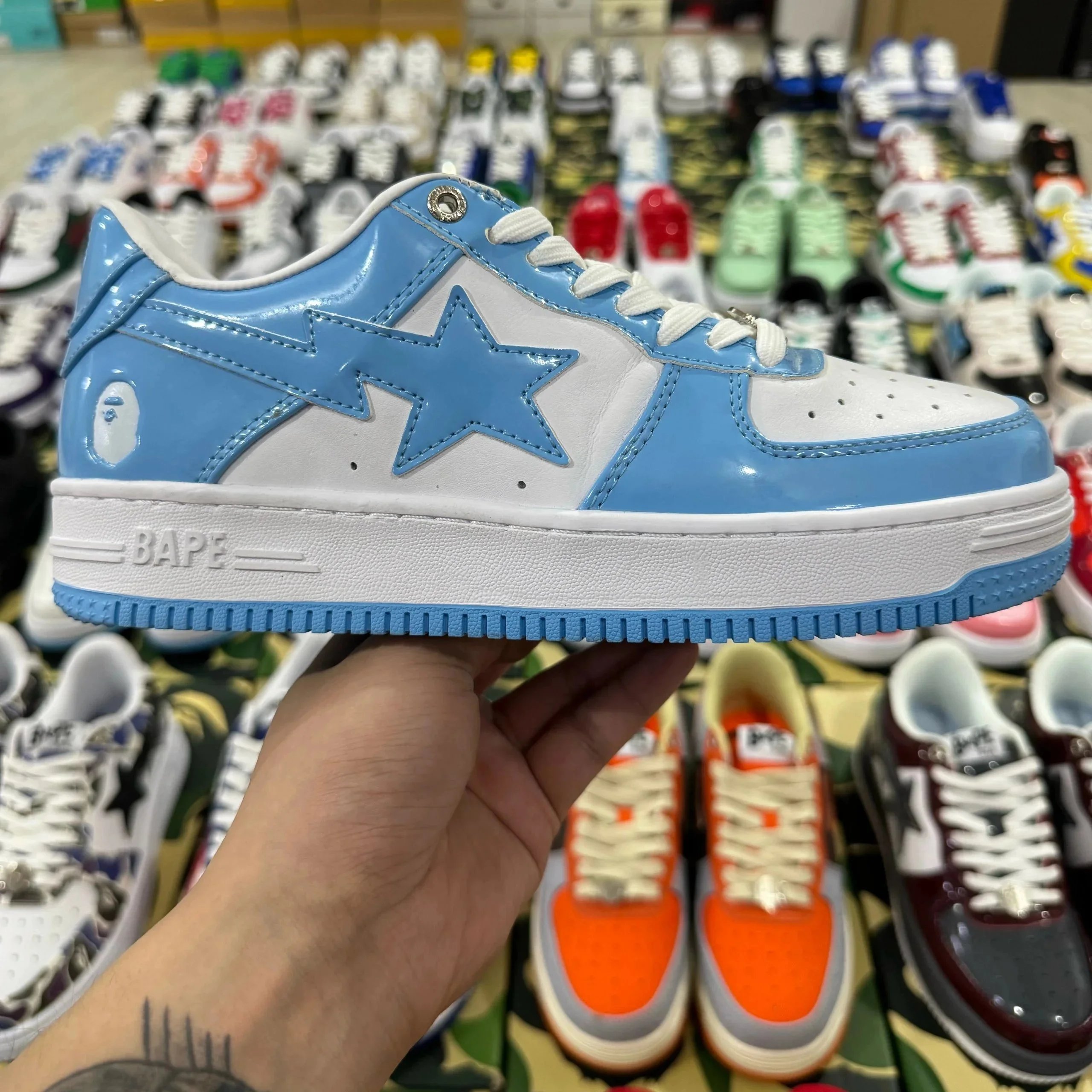 浅蓝白漆皮 浅蓝白漆皮
