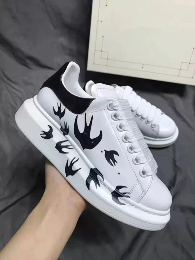 黑皮尾 燕子 黑皮尾 燕子