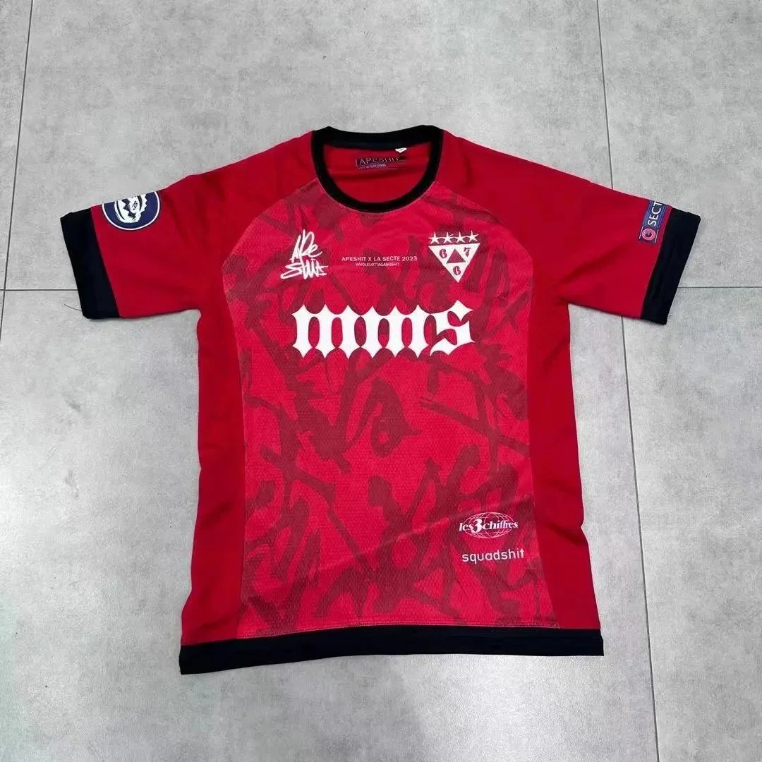 Red all-over-print jersey Red all-over-print jersey