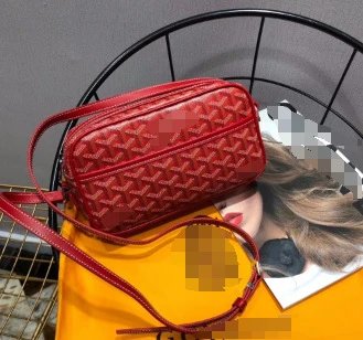 3 3