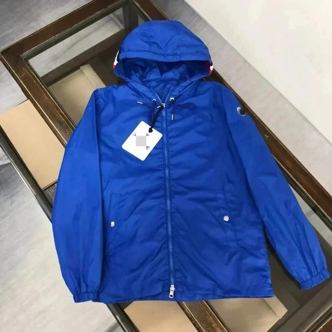 8 8