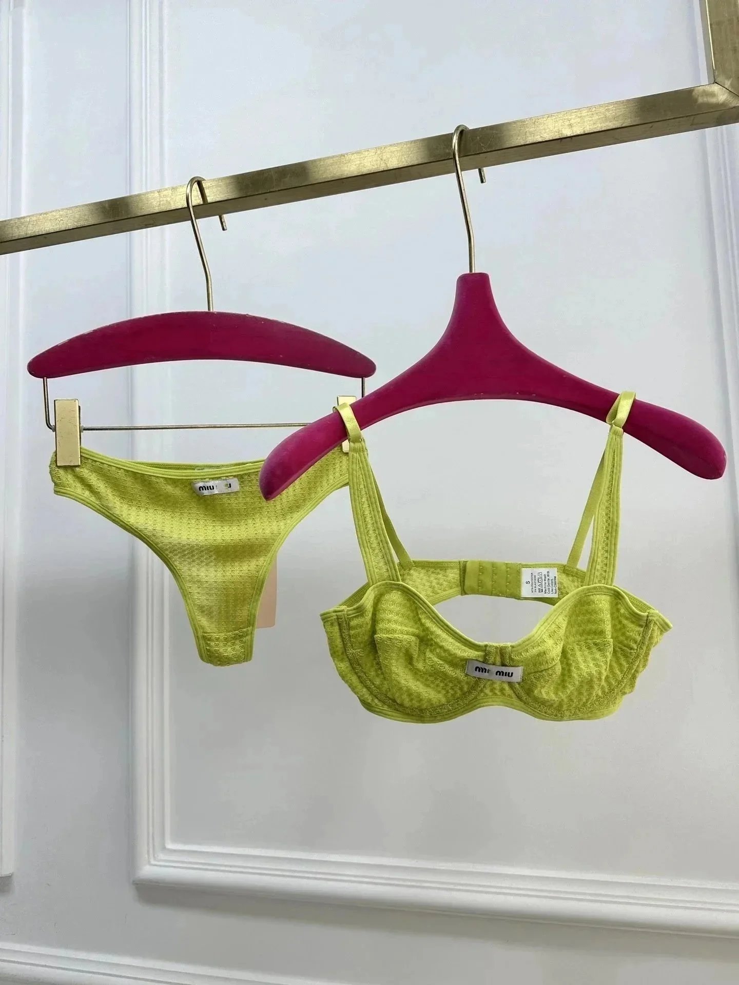19 19