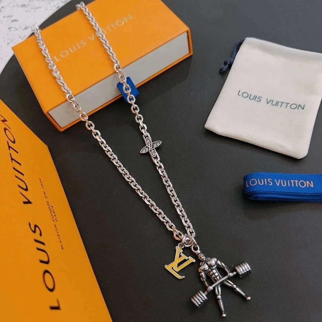 4 4