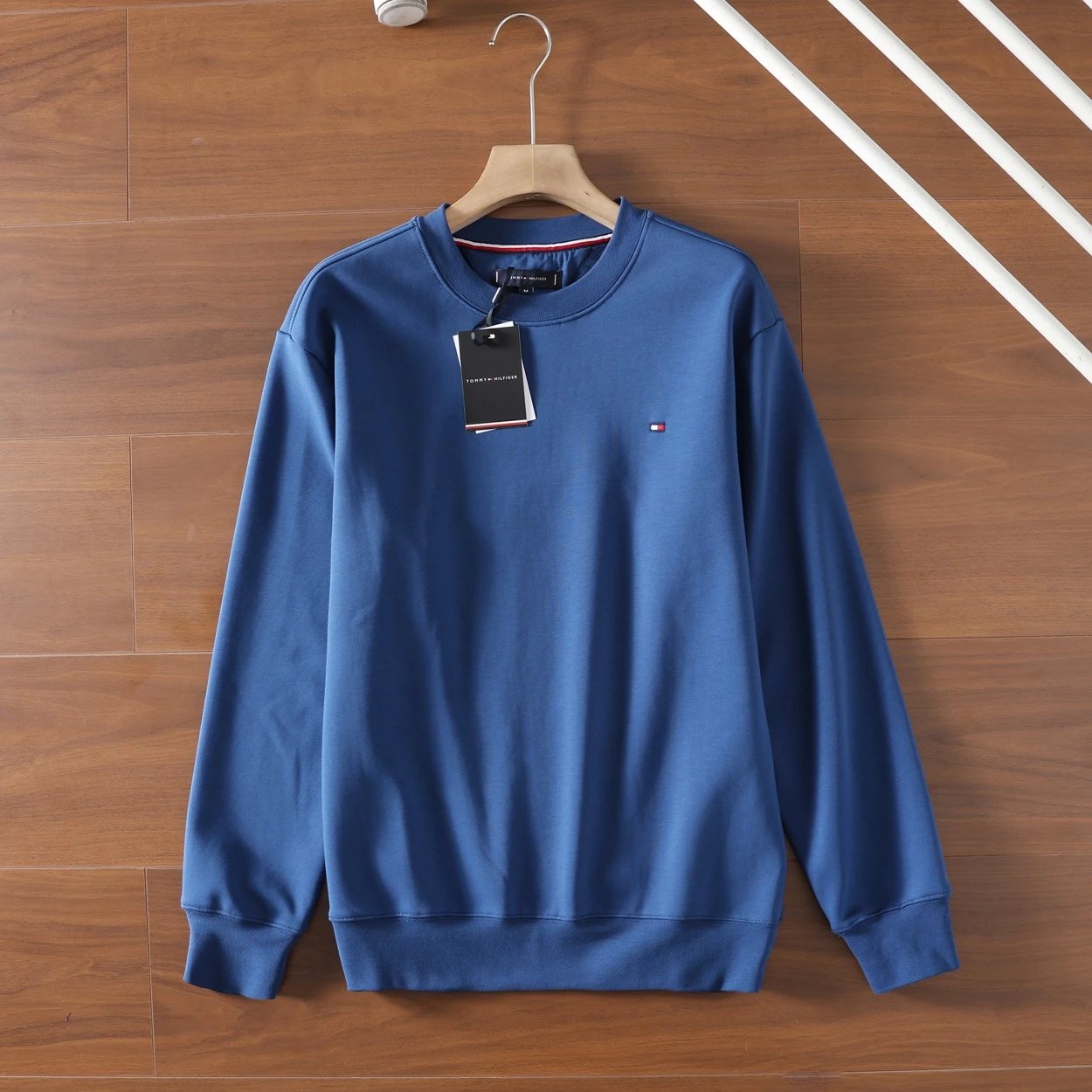 4 4