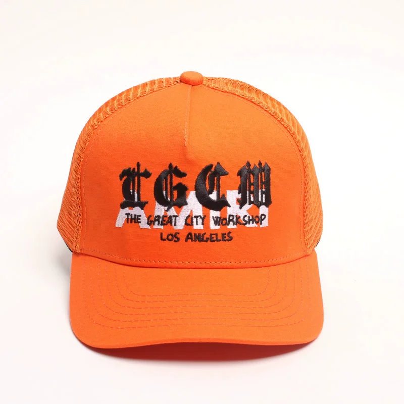 32 32