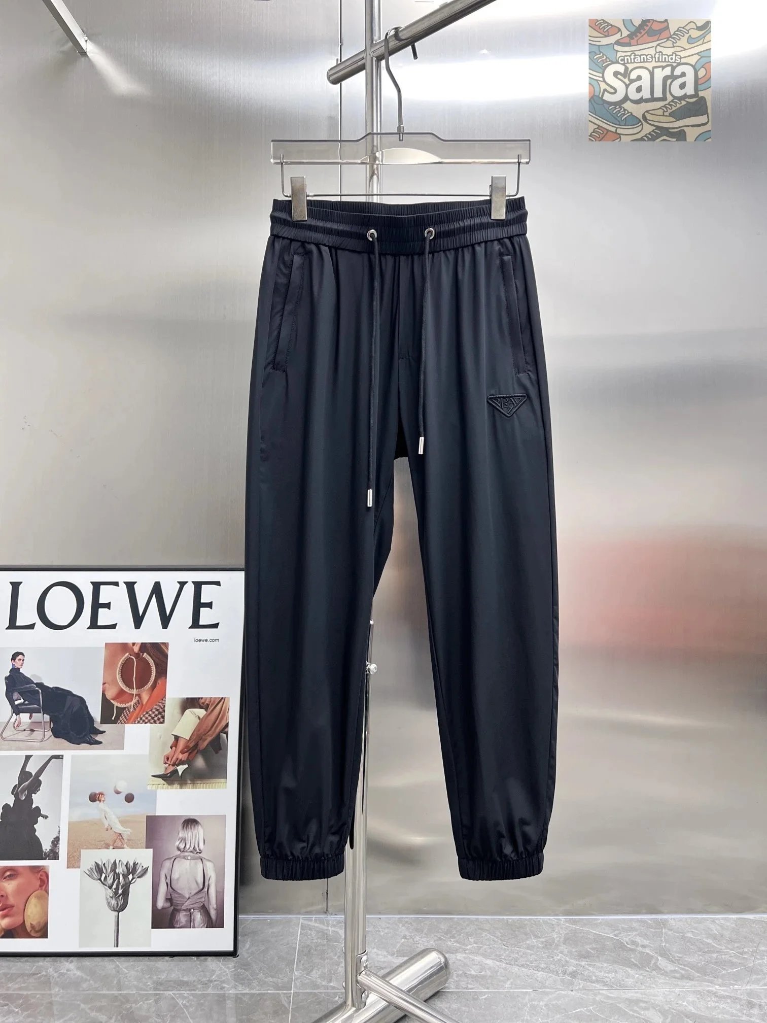 4 4