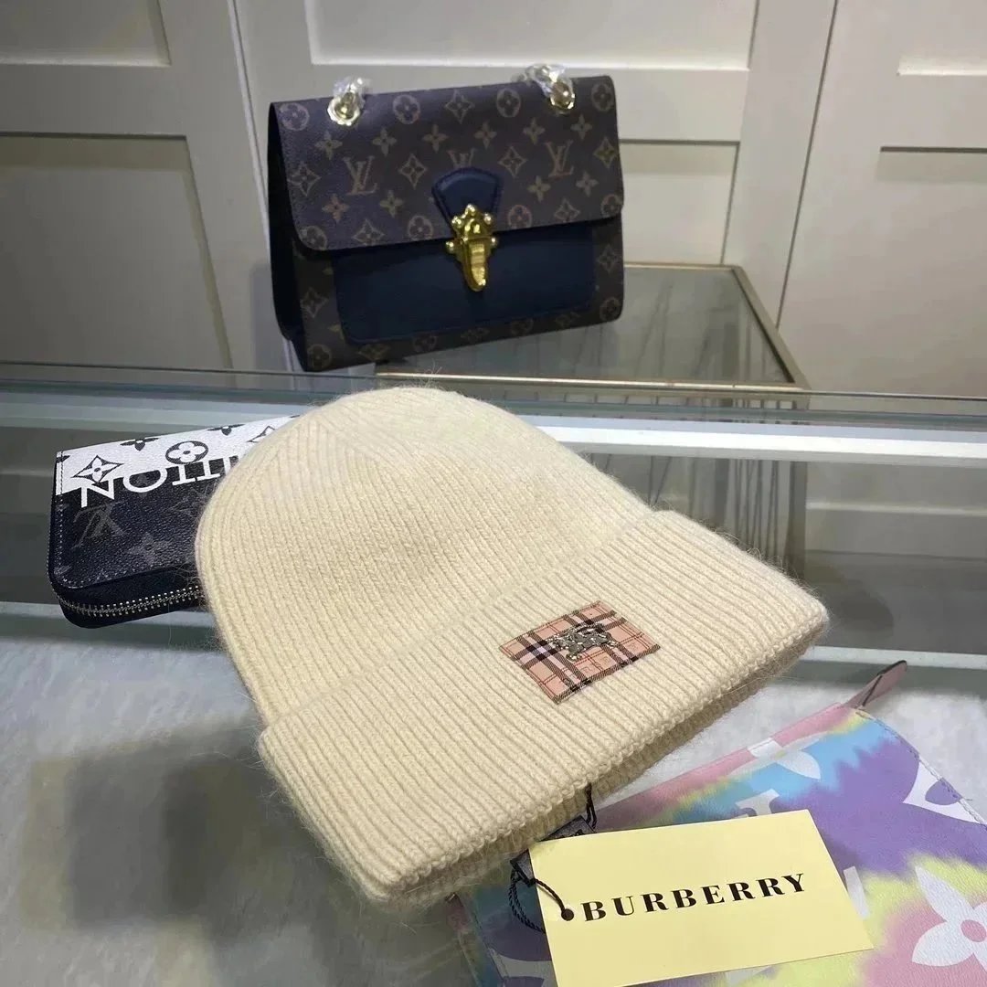 6 6
