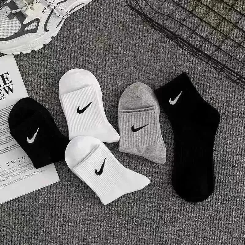 3 pairs 【all white 】 3 pairs 【all white 】