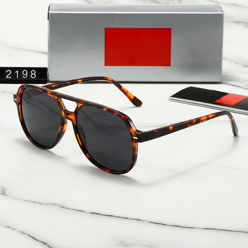 3 3