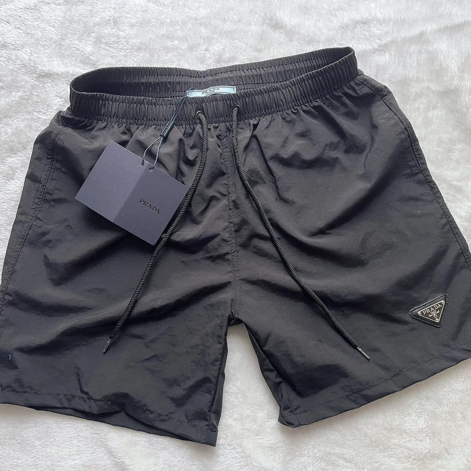 黑色 黑色