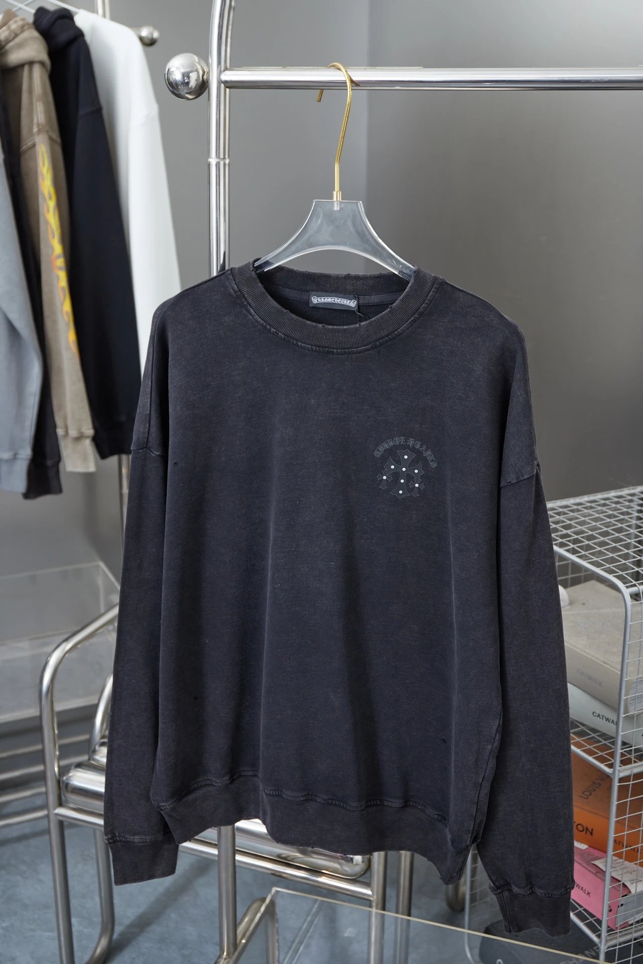 Chr-27-02 Chr-27-02