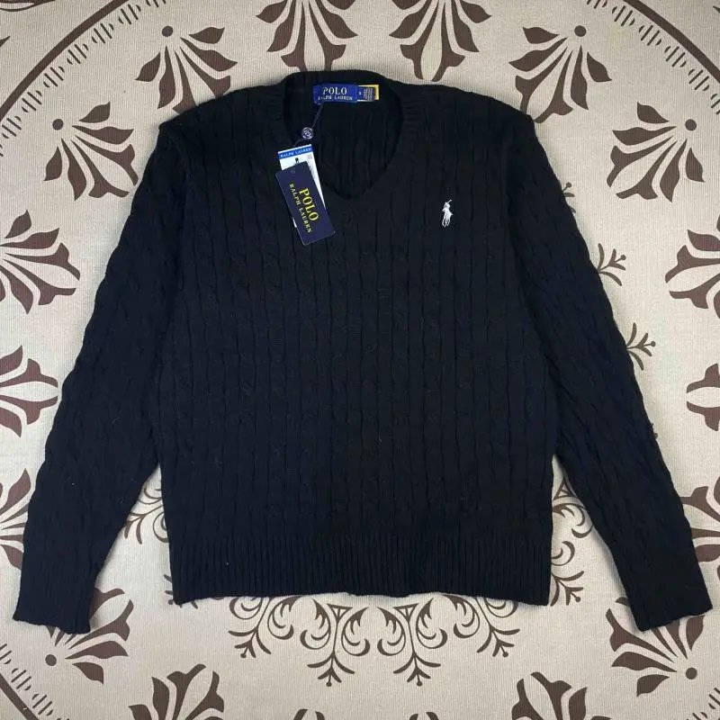 9 9
