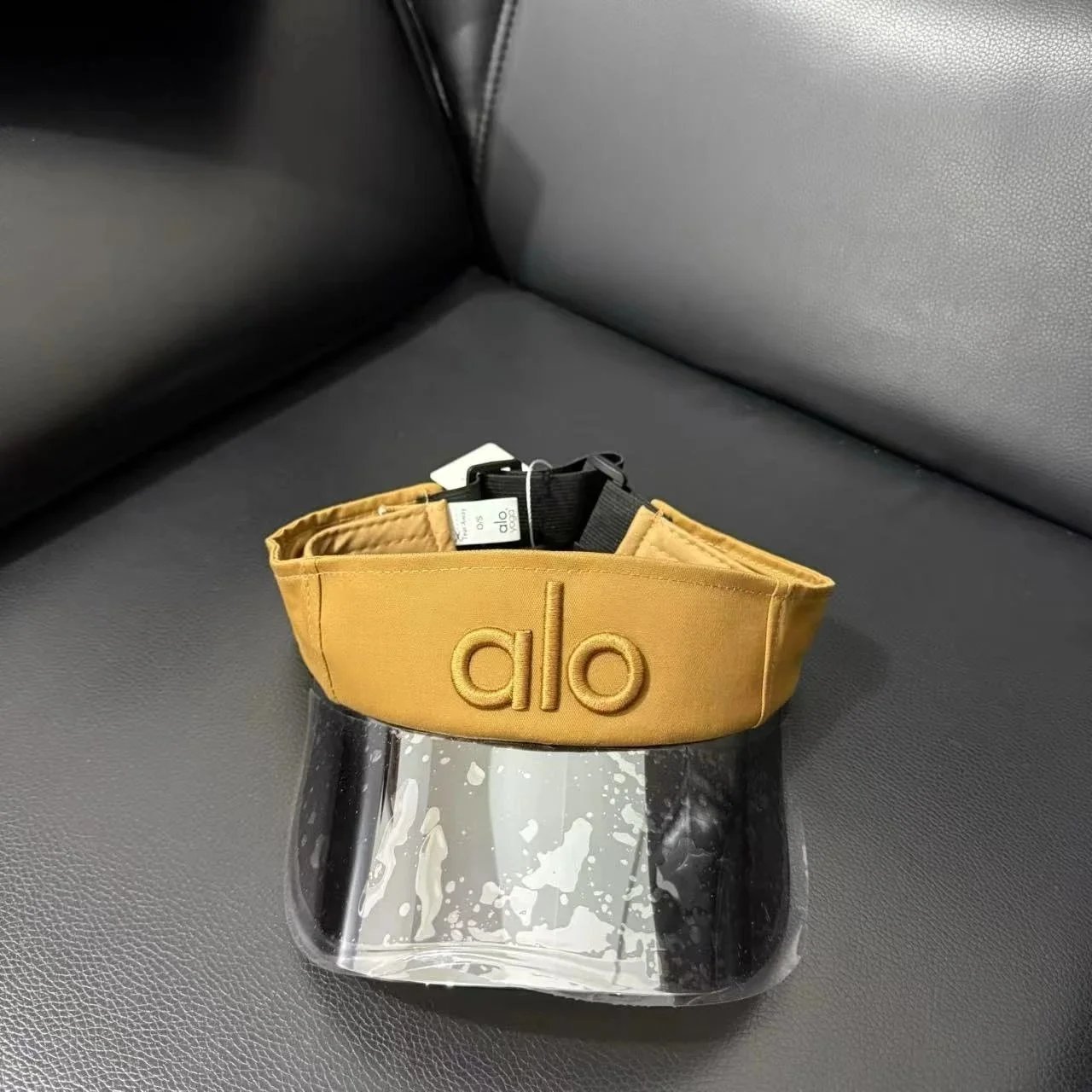 9 9