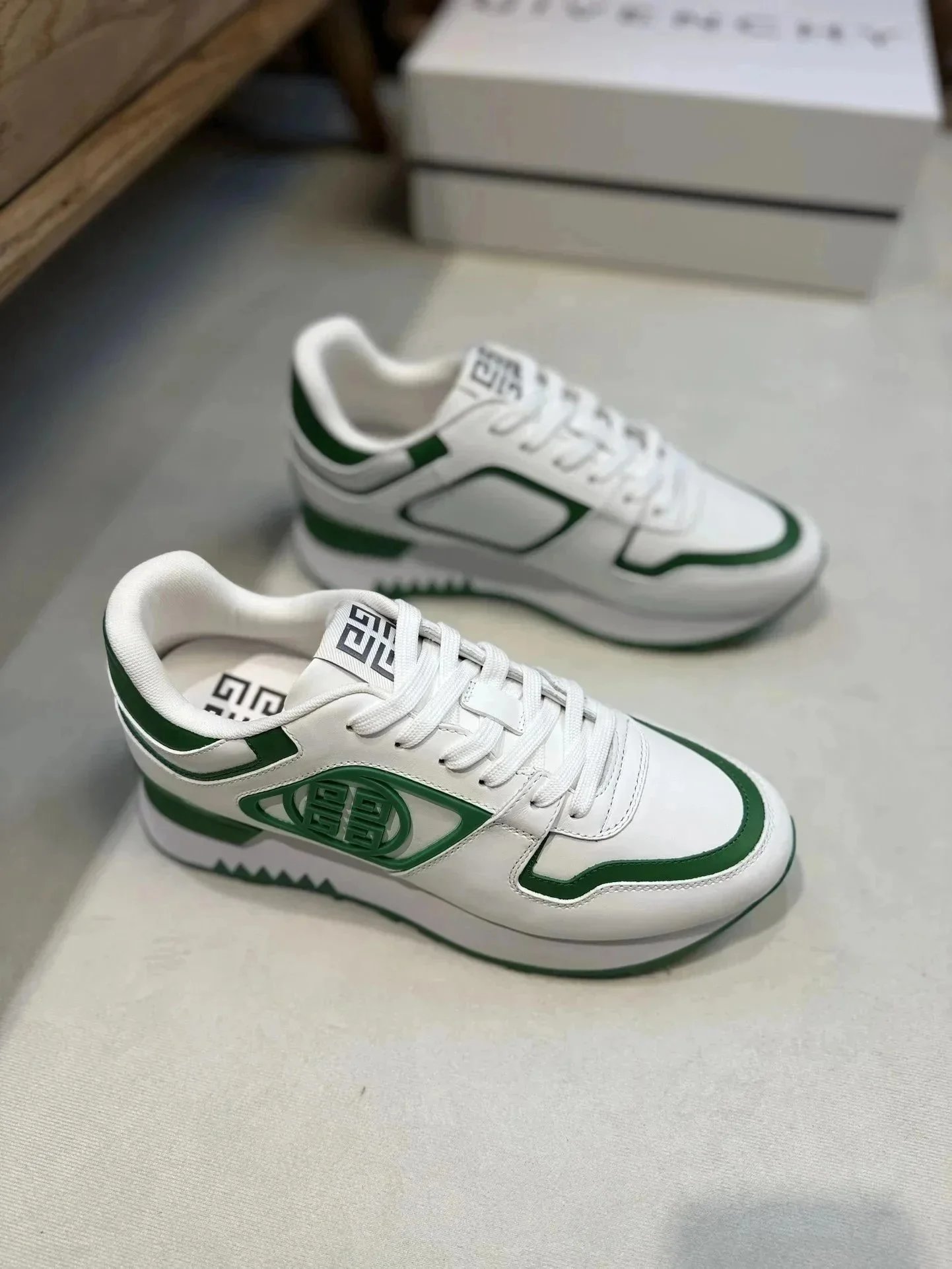 18白色005 18白色005