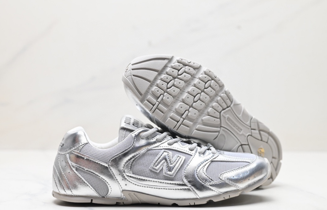 8 8