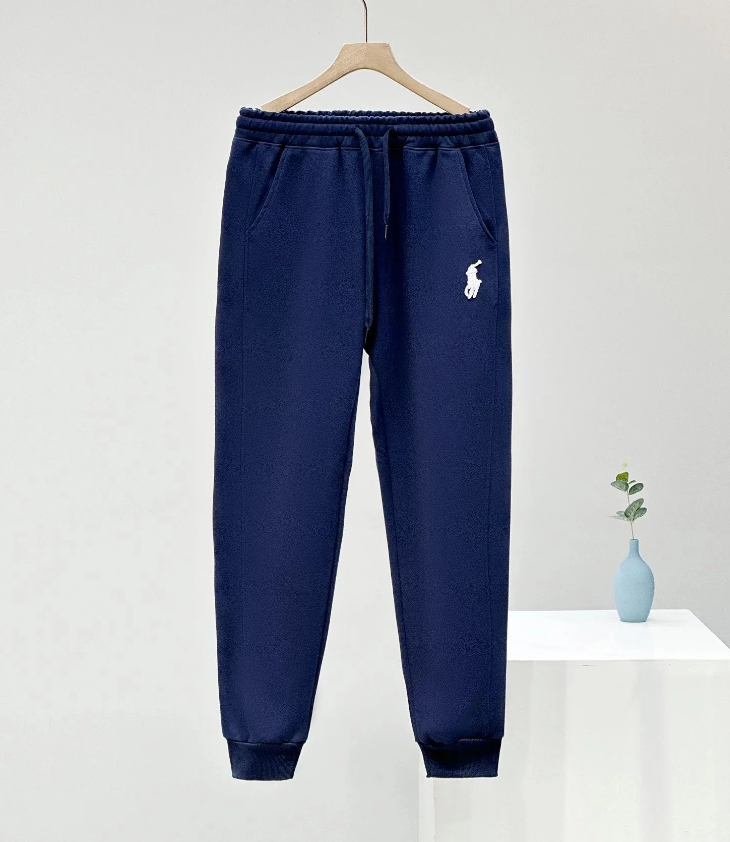 3 3