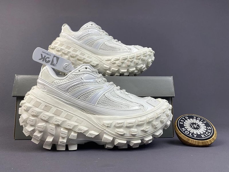 8 8