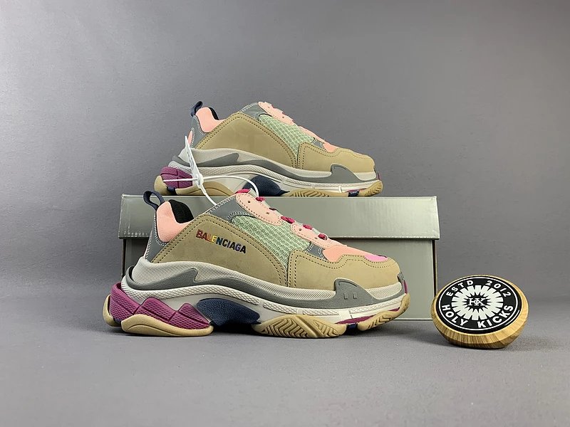 9 9