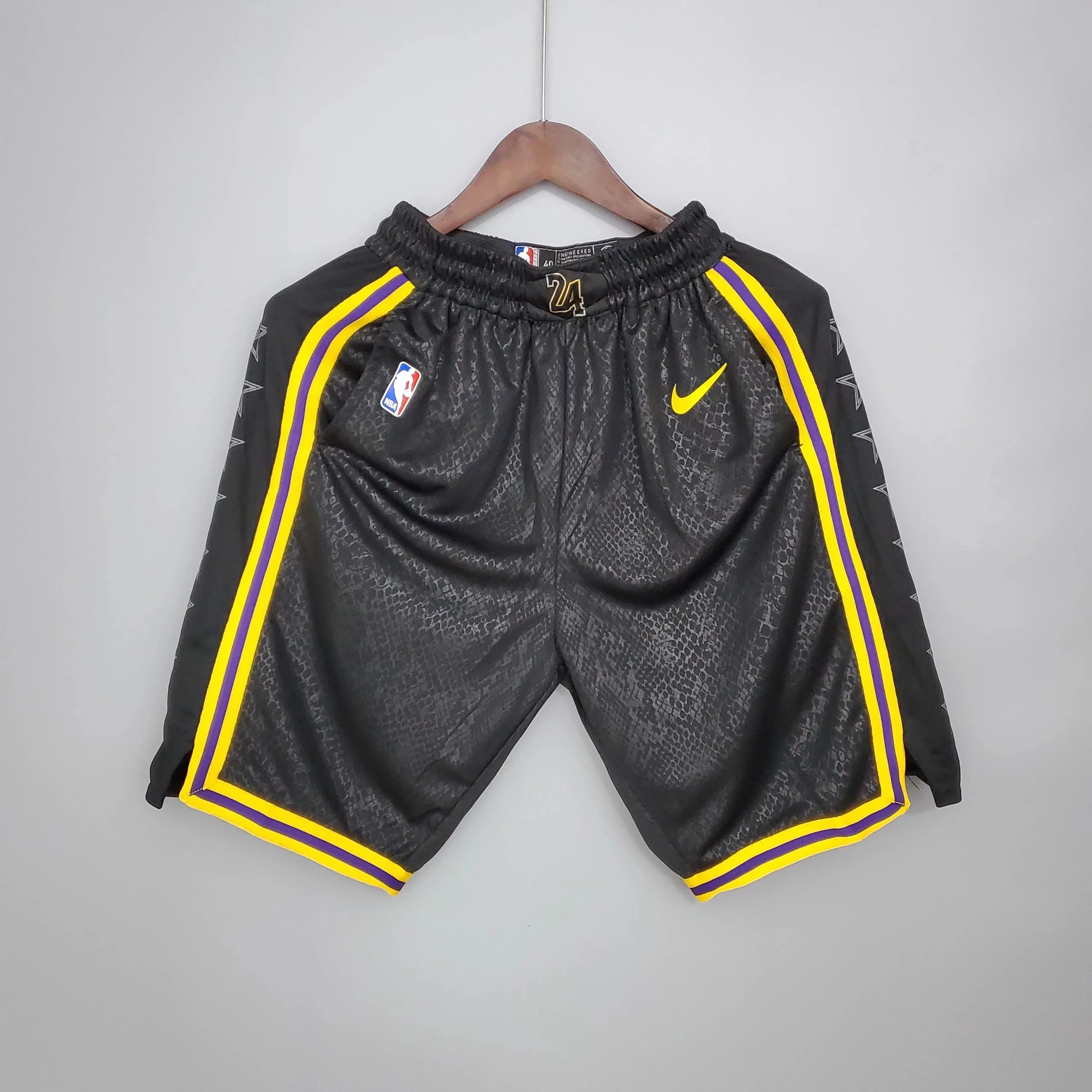 4 4