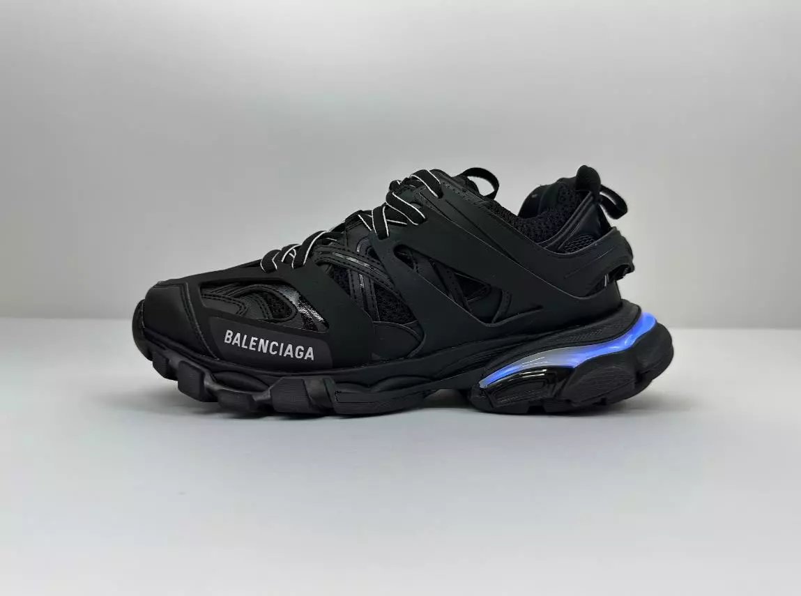 103-2 BLACK LIGHT 35-46