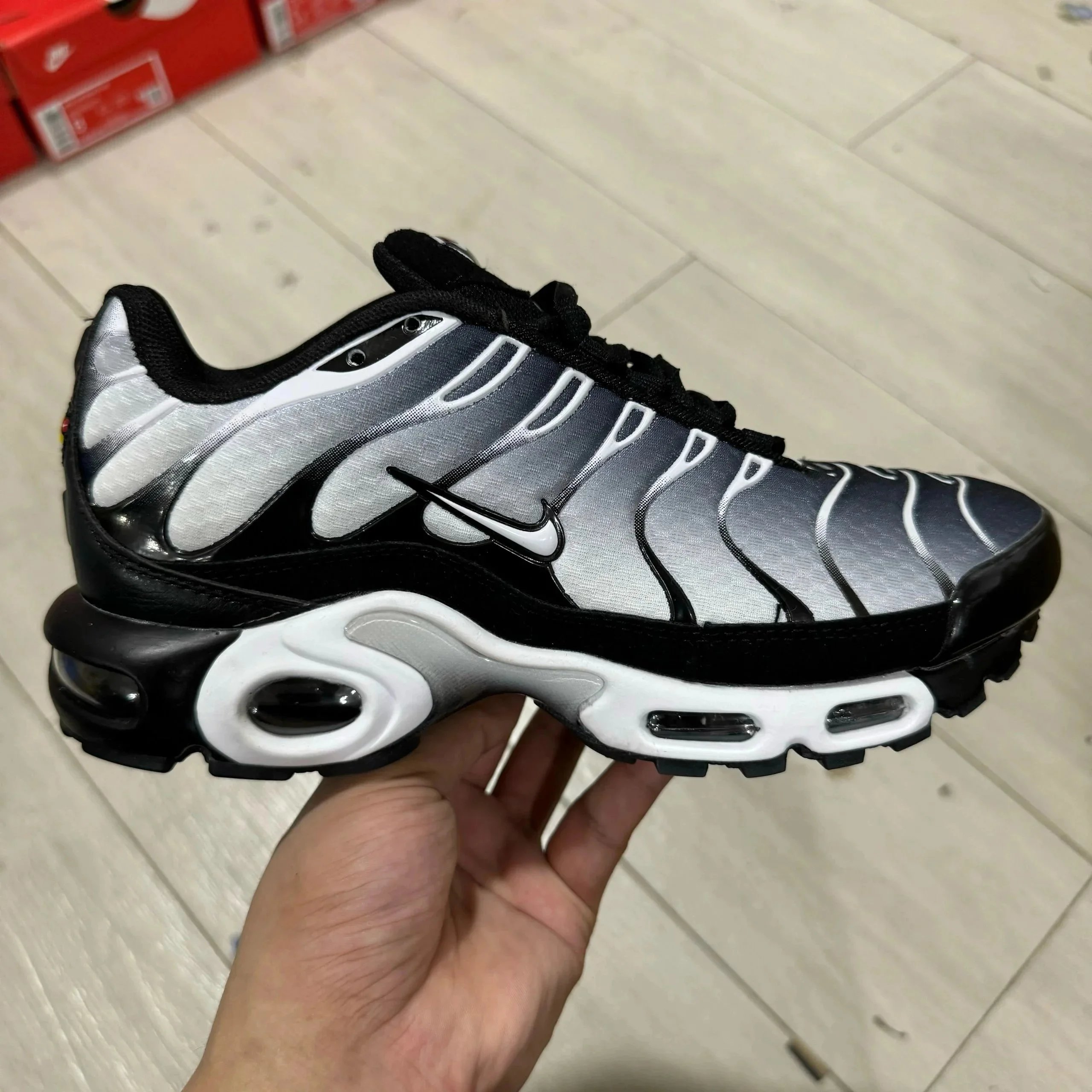 货10黑灰 货10黑灰