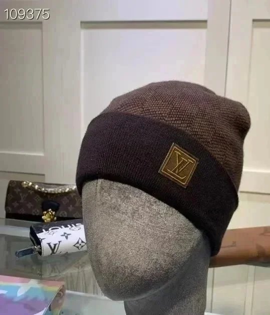 6 6