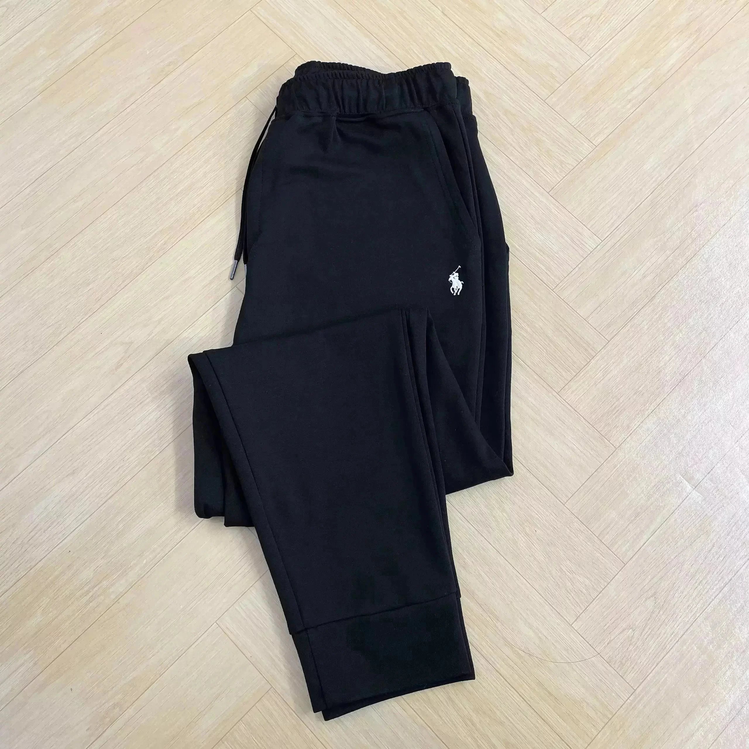 28黑色002