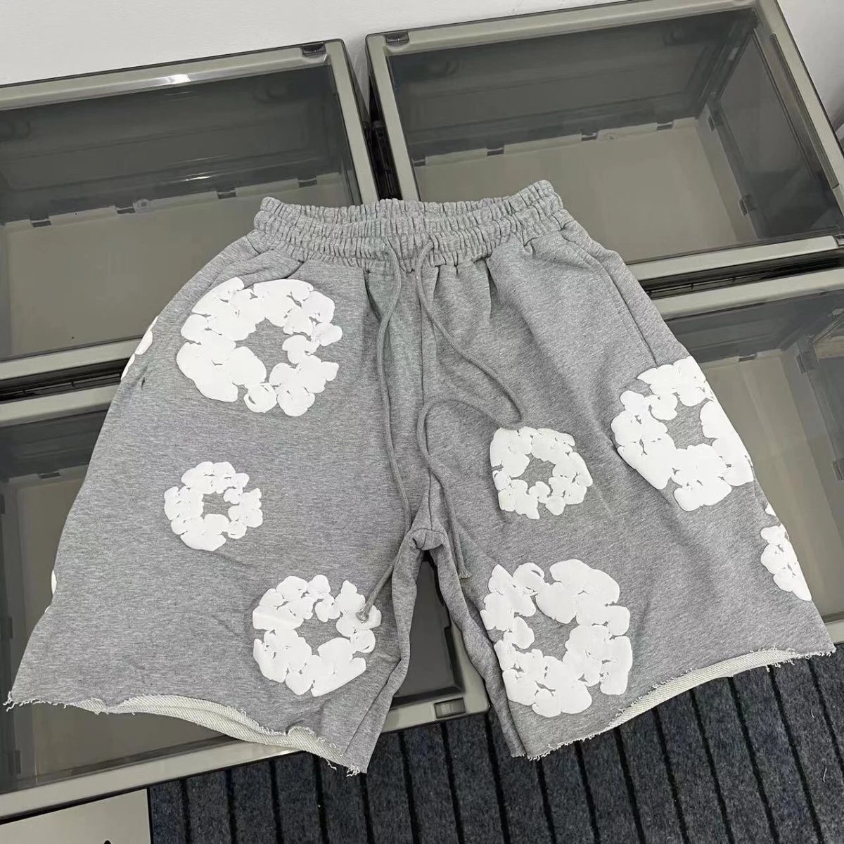 灰色短裤 灰色短裤