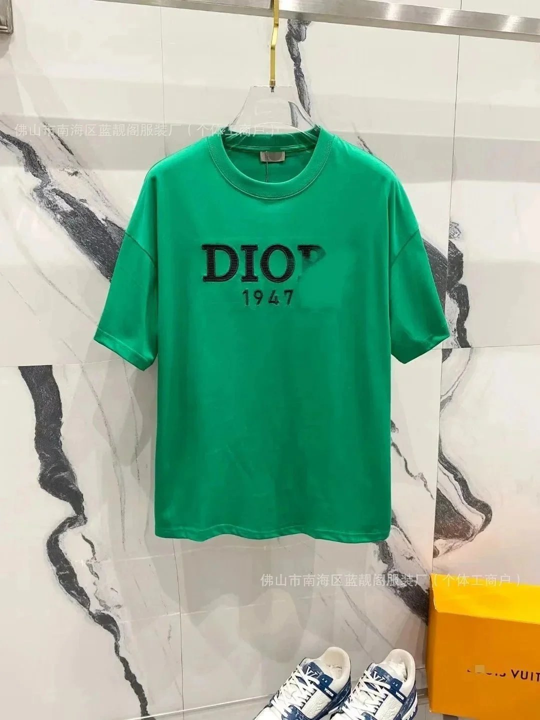 D06绿色