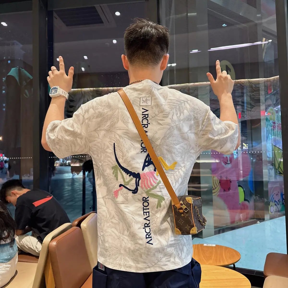 白色 白色