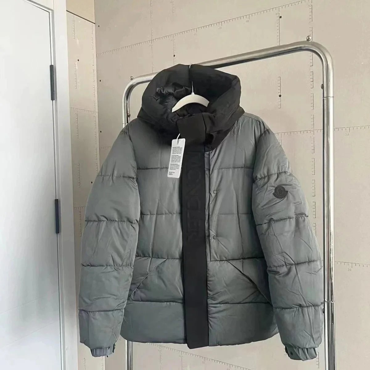 07-灰色 07-灰色