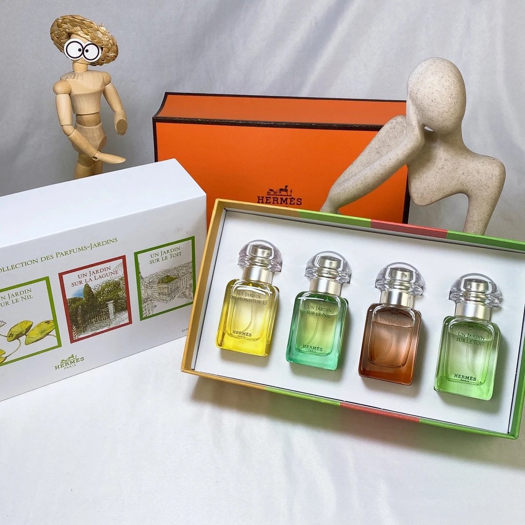 花园香水中样四件套30ml 花园香水中样四件套30ml