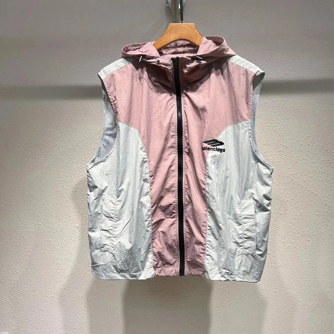 9 9