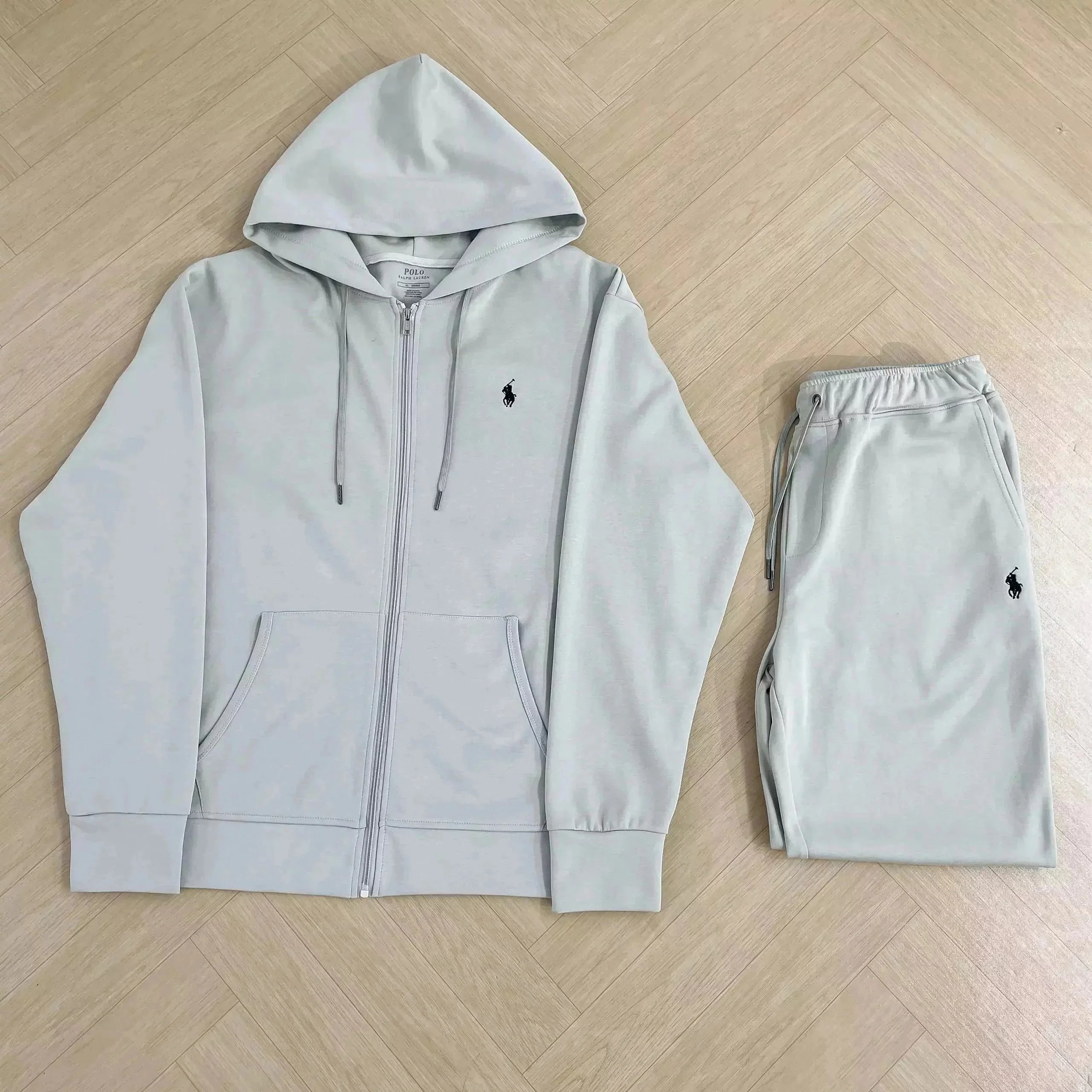 04灰色002 04灰色002