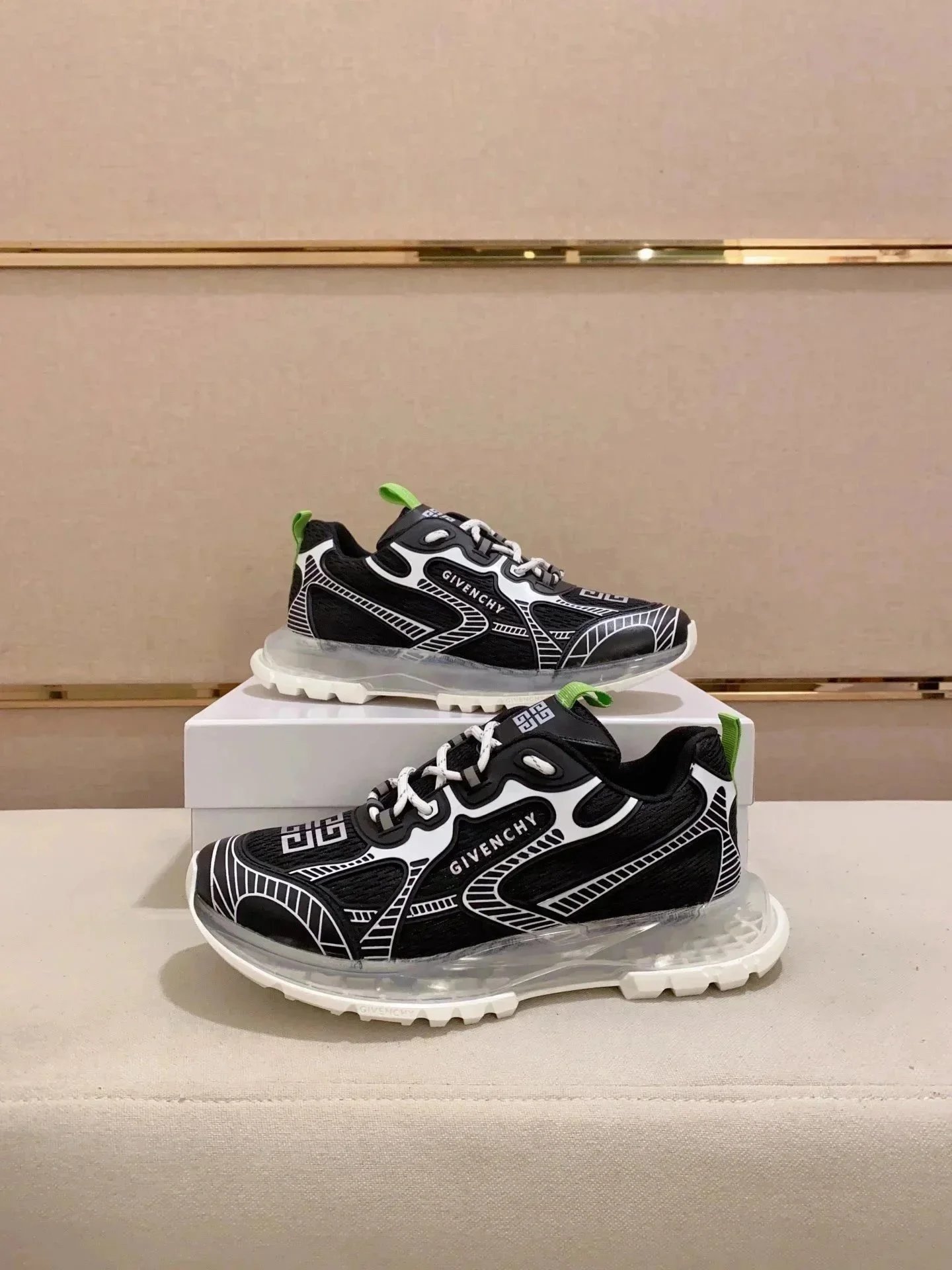 6黑色005 6黑色005