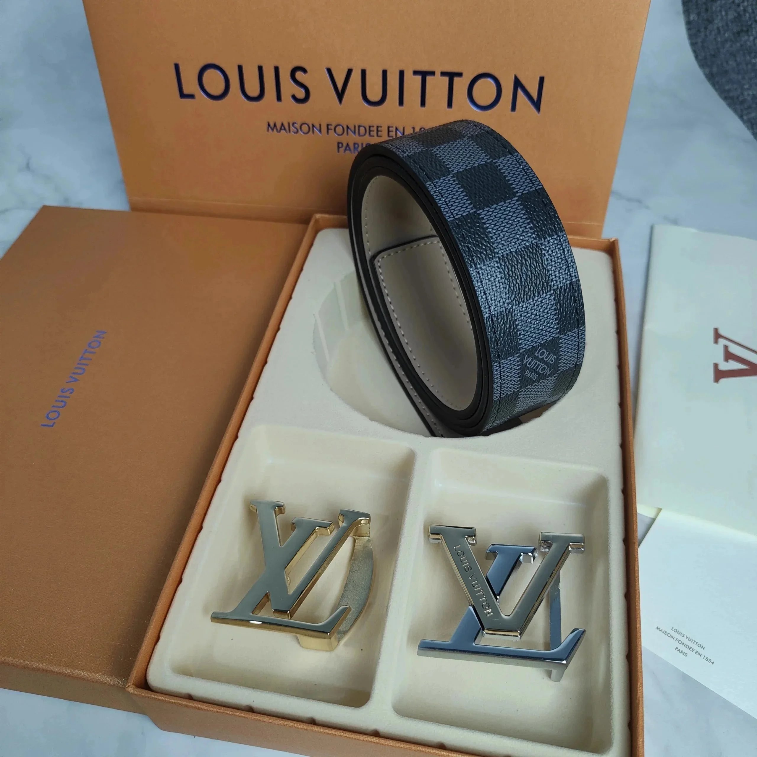 090901006-34