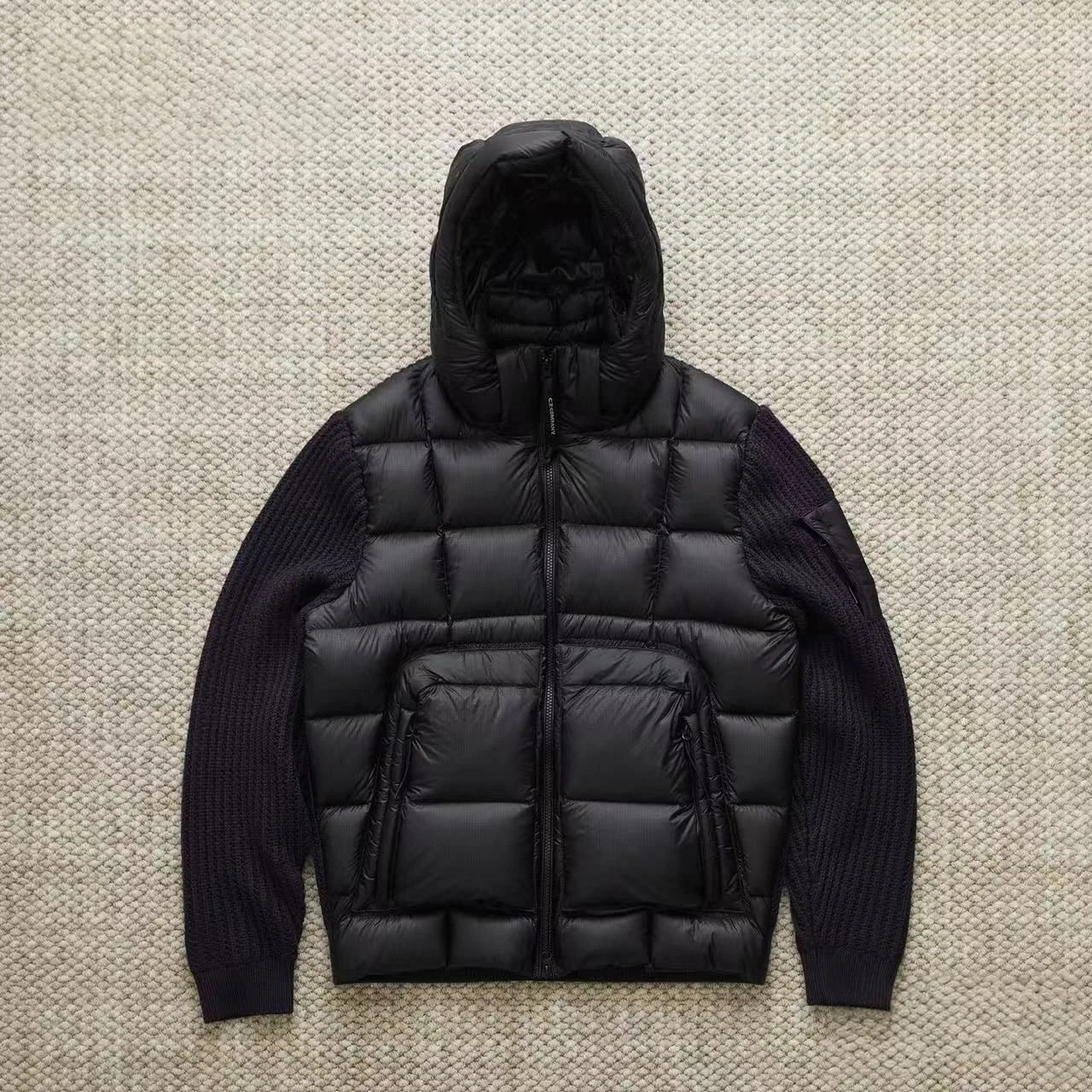 针织拼接羽绒服（90%白鸭绒）-黑色（预售 15天左右发货）