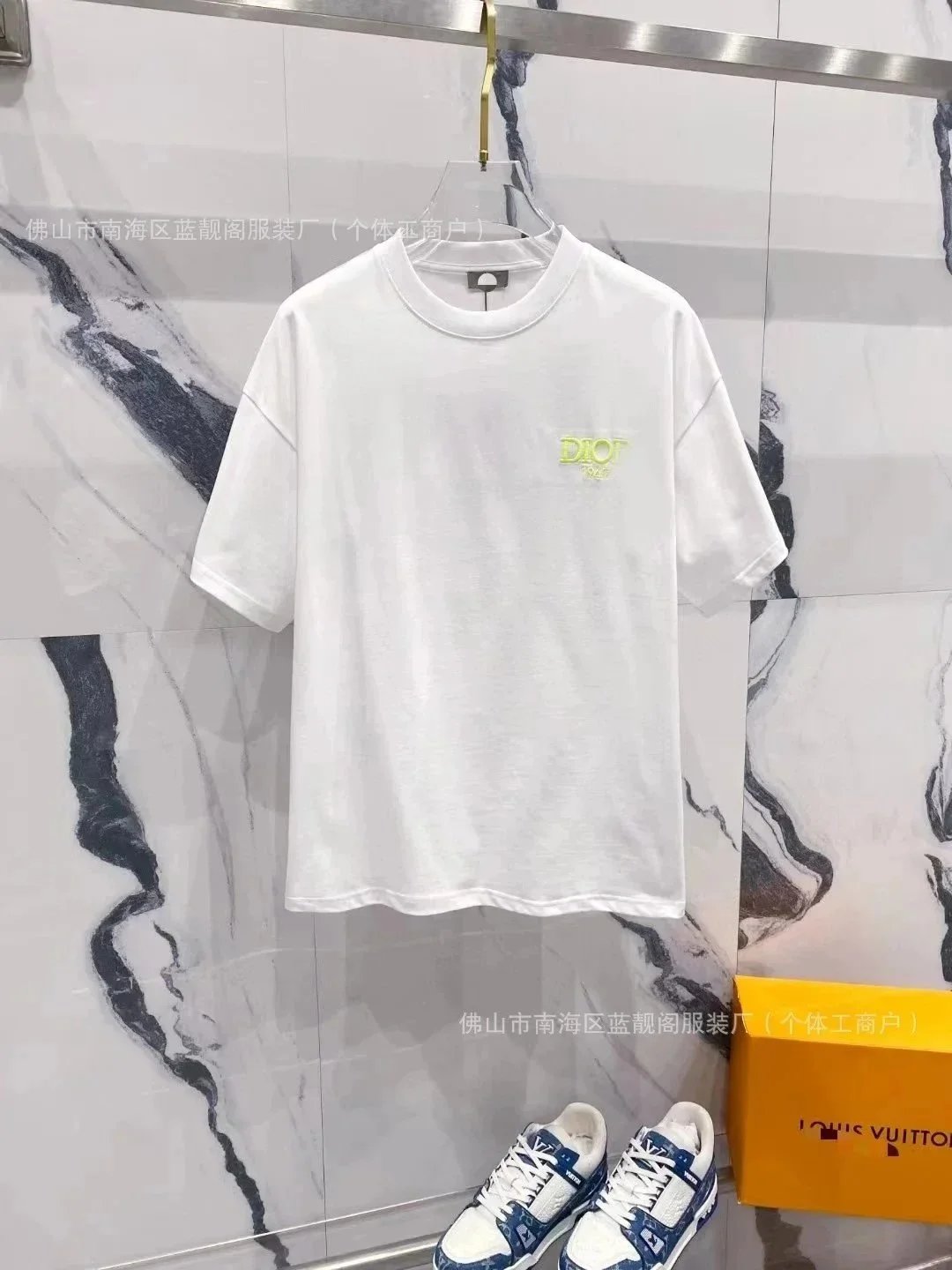 D01白色 D01白色