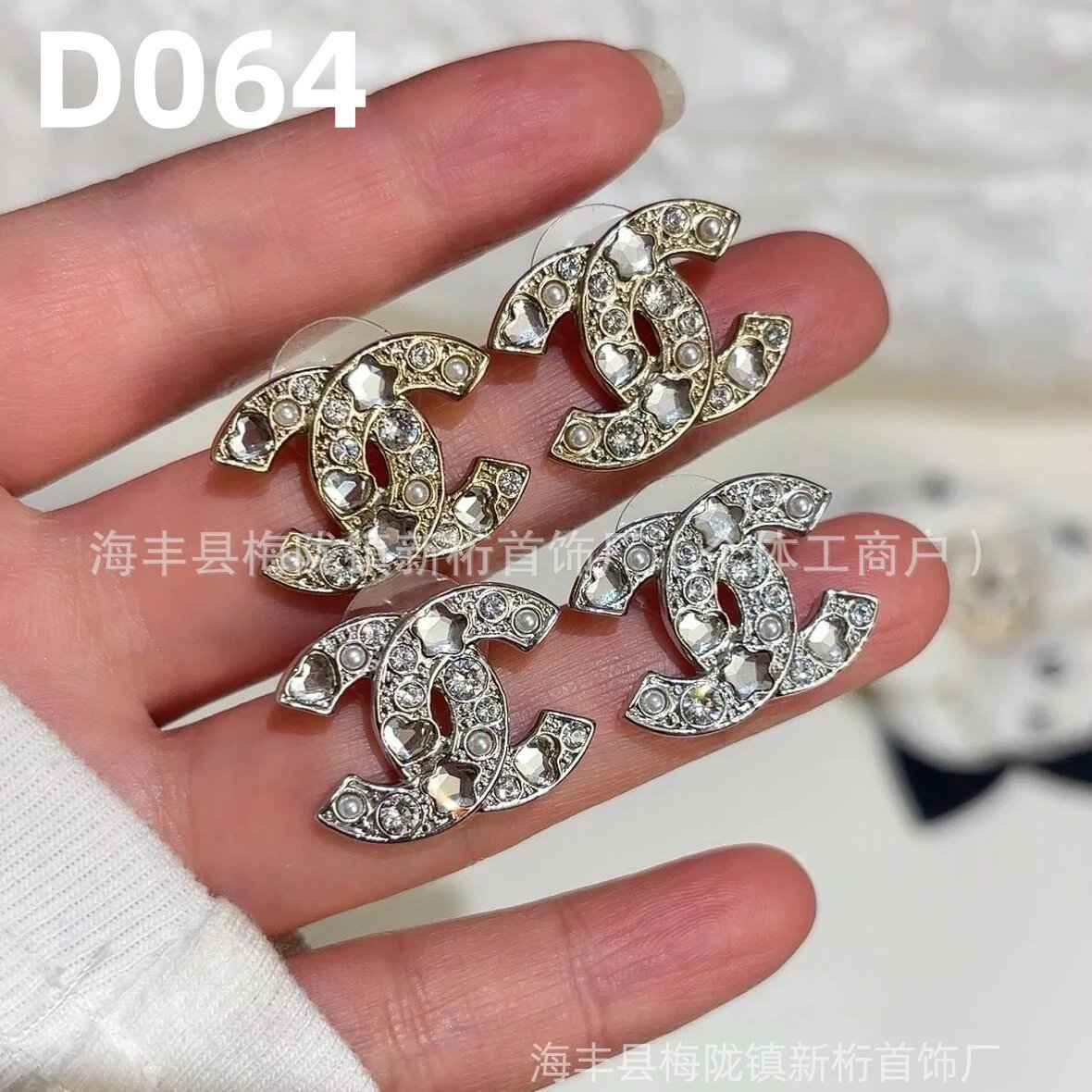 D064白金色 D064白金色