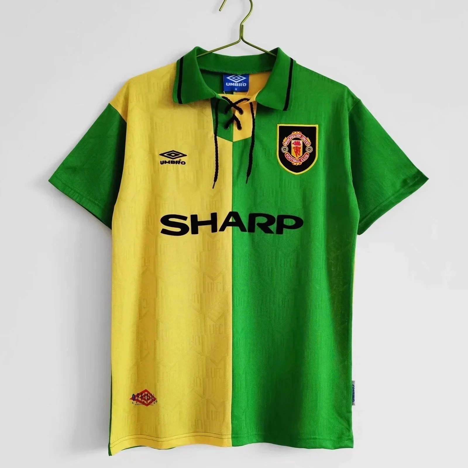 9294 Manchester United 2 guests 9294 Manchester United 2 guests