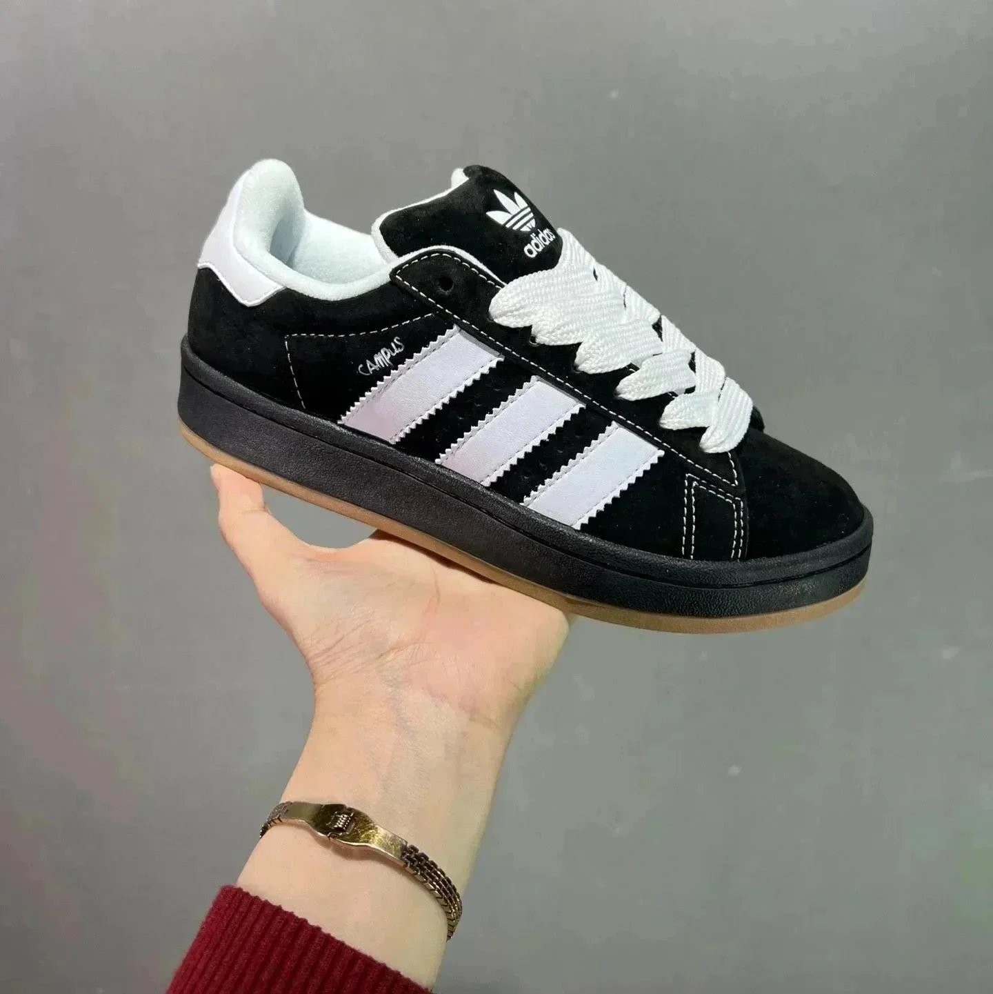 黑 黑