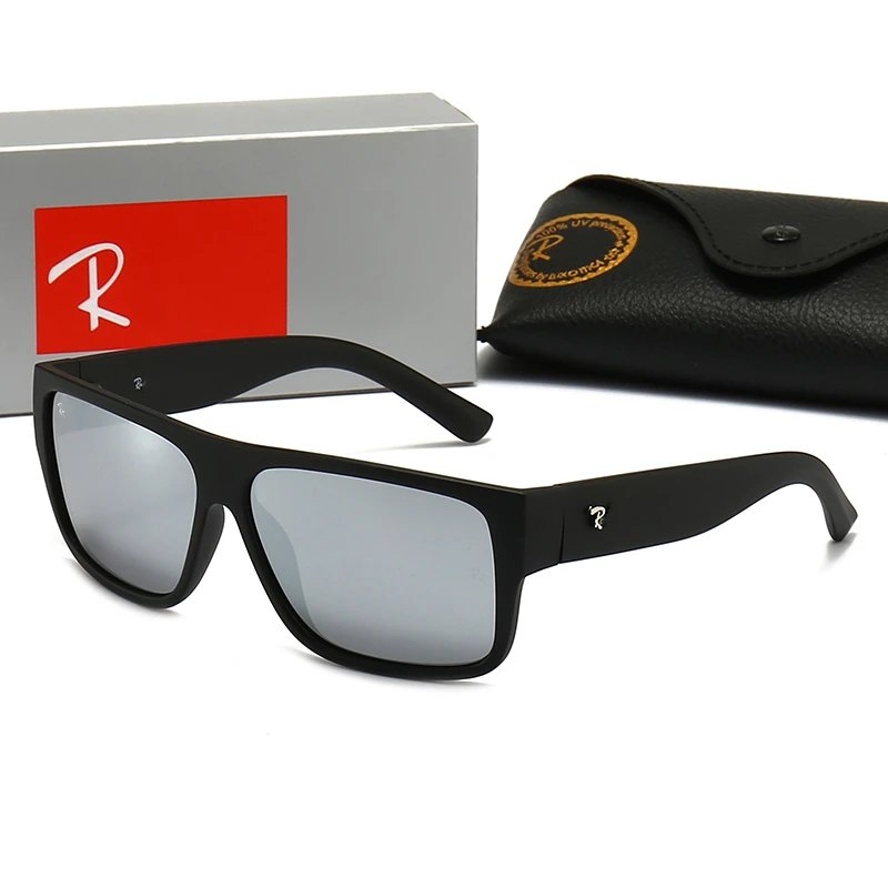 3 3
