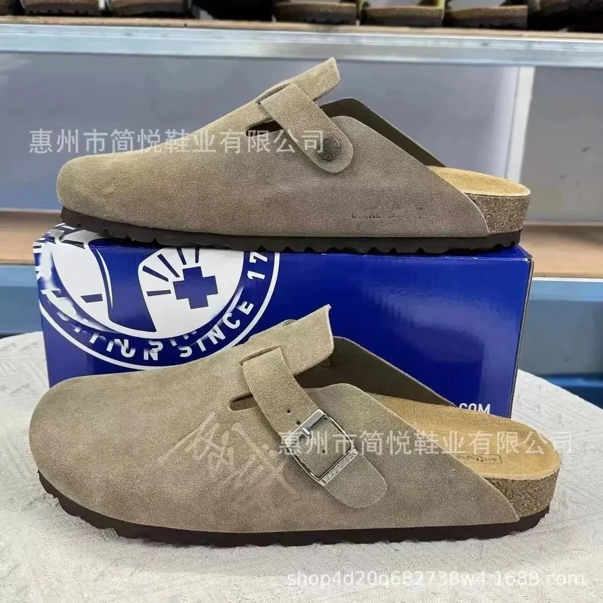 灰绿色 STUSSY 灰绿色 STUSSY